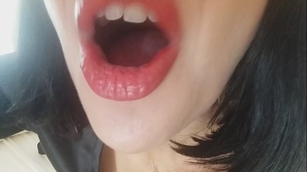 Mel, tuum stepmom non dimittam te hodie ad scholam ... Te nimium requiro...