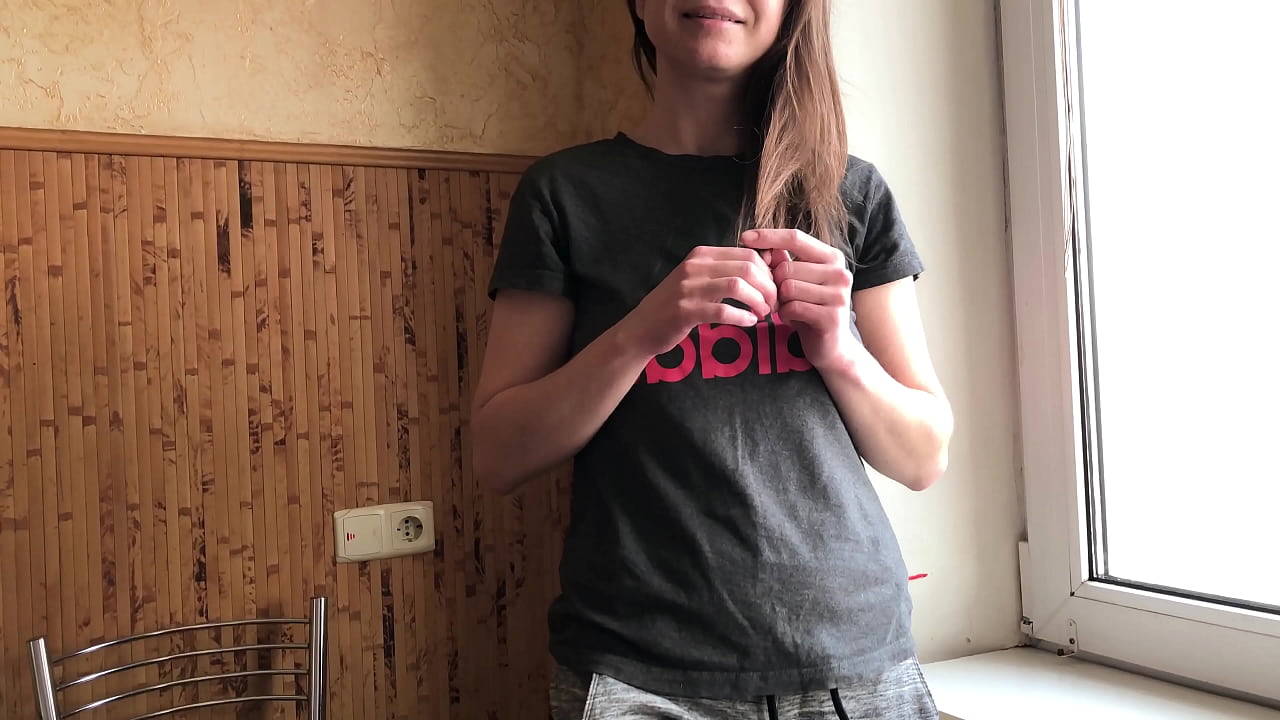 Frater adiutus Stepsister ante diem primum relaxat. Russian Amateur cum Talking